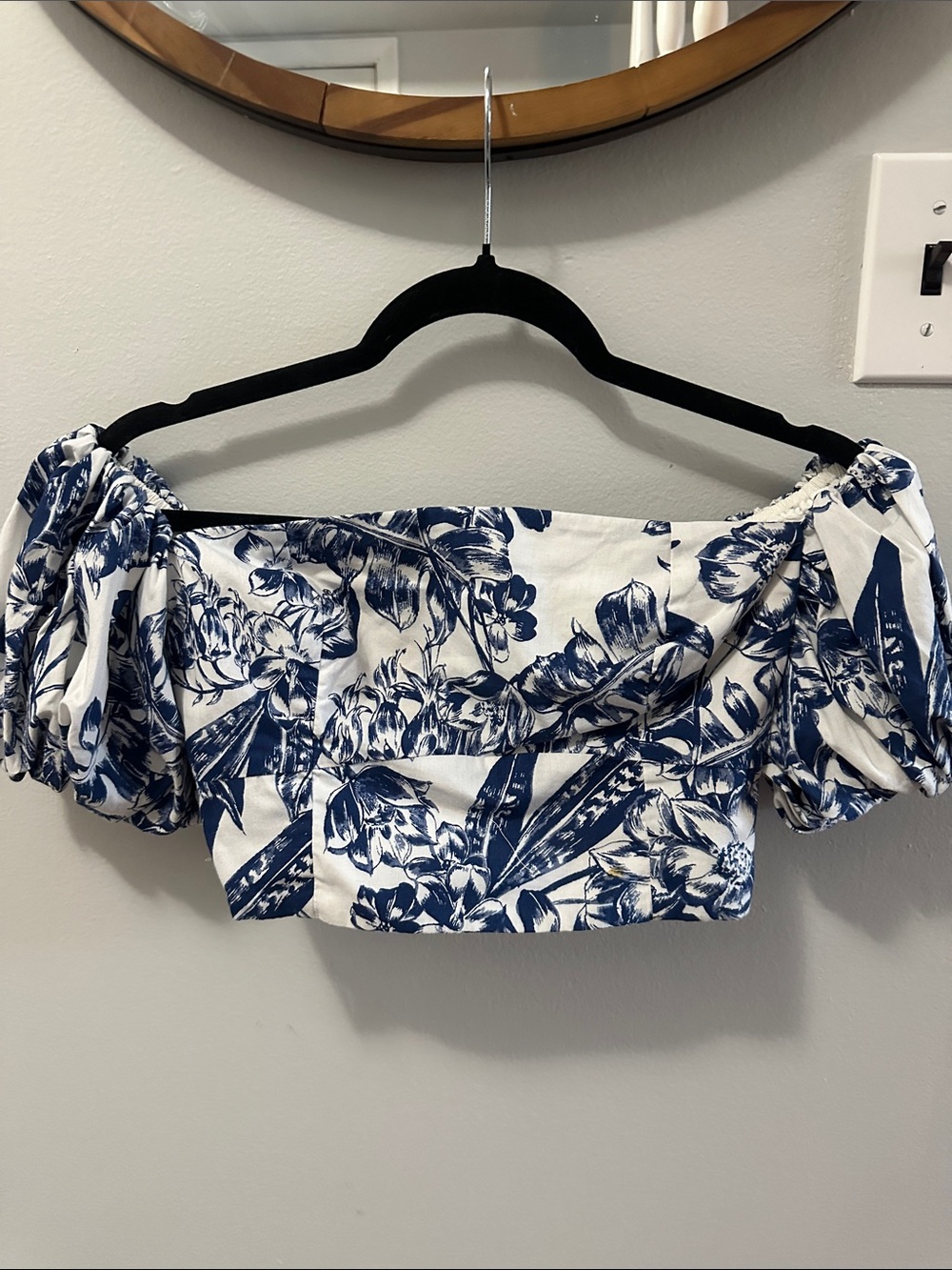 Abercrombie & Fitch Navy and White Floral Off-Shoulder Crop Top